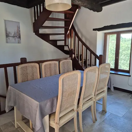 Rural 8 à 10 Personnes Au Coeur Du Parc National Du Languedoc Hébergement de vacances *